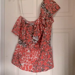 One-shouldered leopard peplum top.